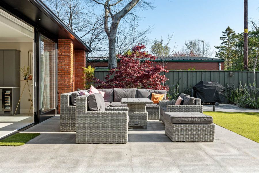 3 Alexandra Park