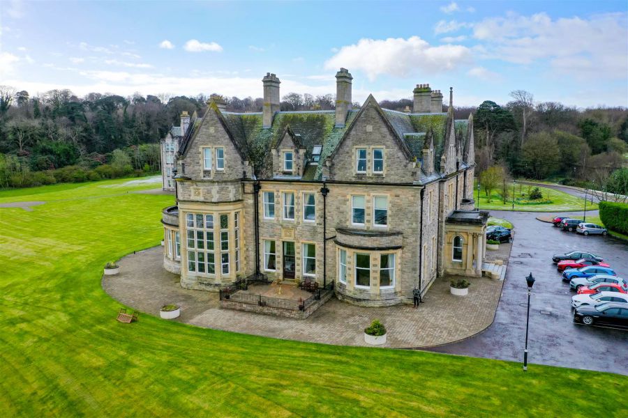2 Crawford House