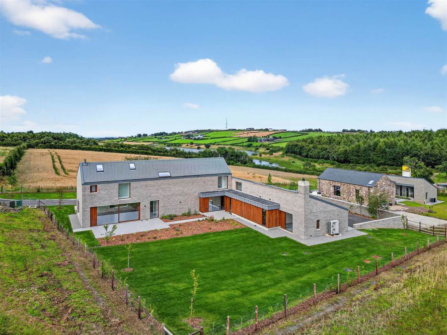 Moor Park, 42 Moss Road