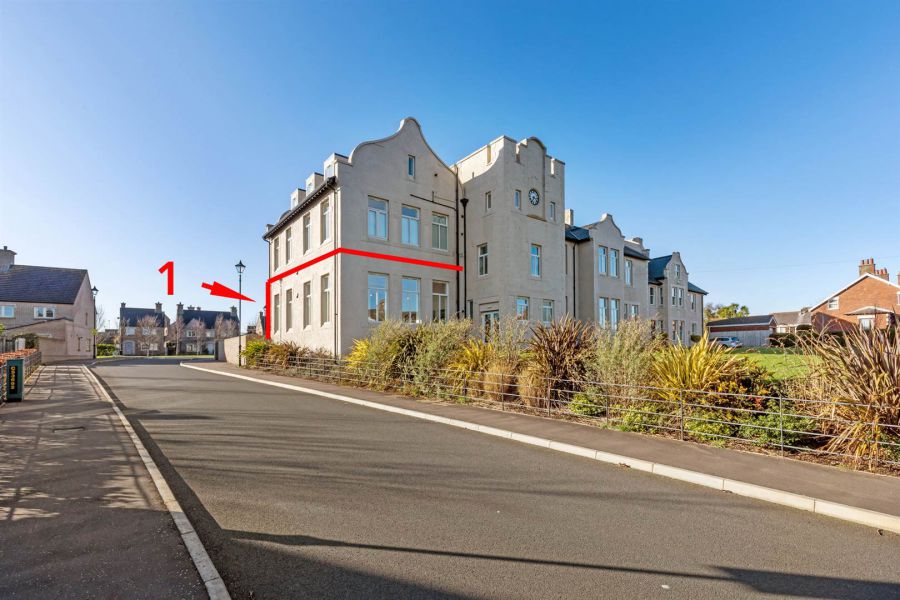 Apartment 1, 35 College Green