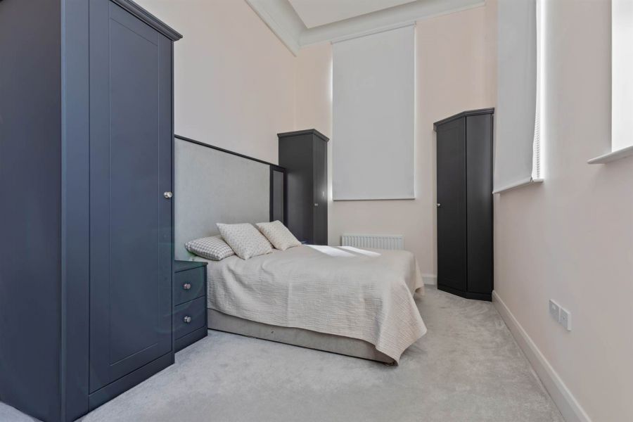 Apartment 1, 35 College Green