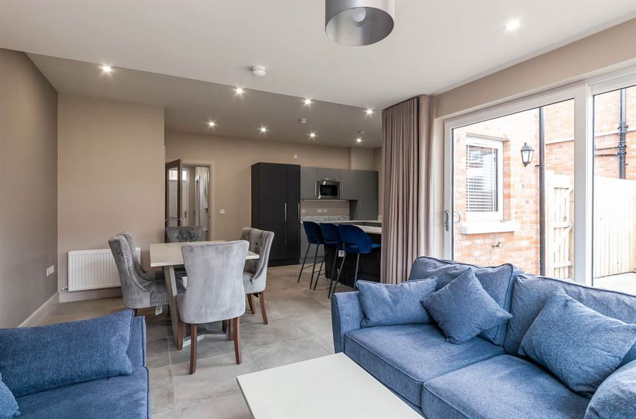 21 Lesley Chase, Knockagh Chase