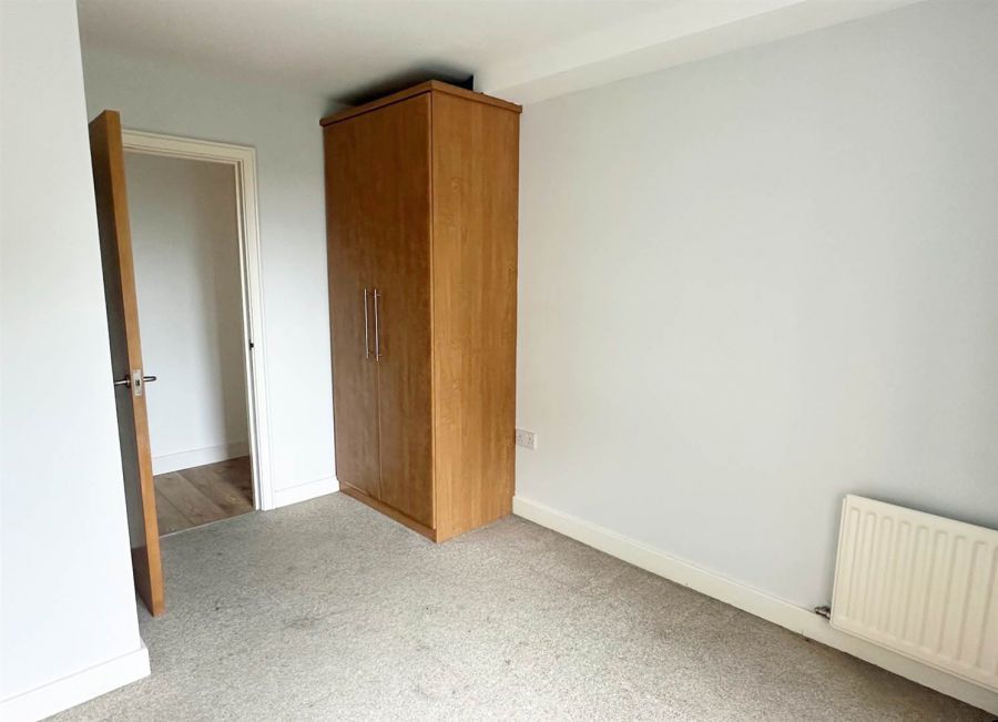 Apt 54 Quay Gate