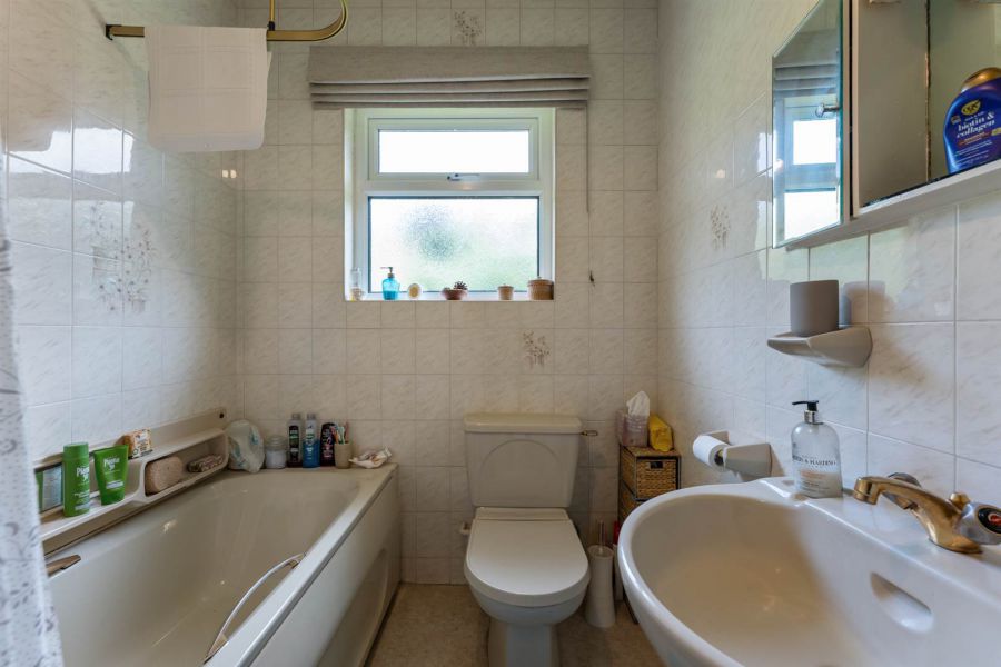 19 Glen Ebor Park