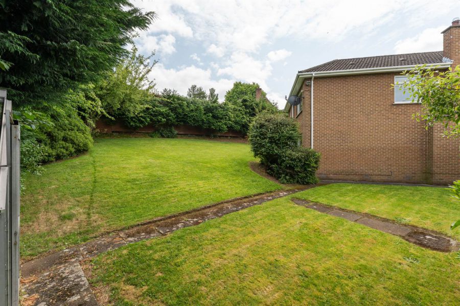 19 Glen Ebor Park