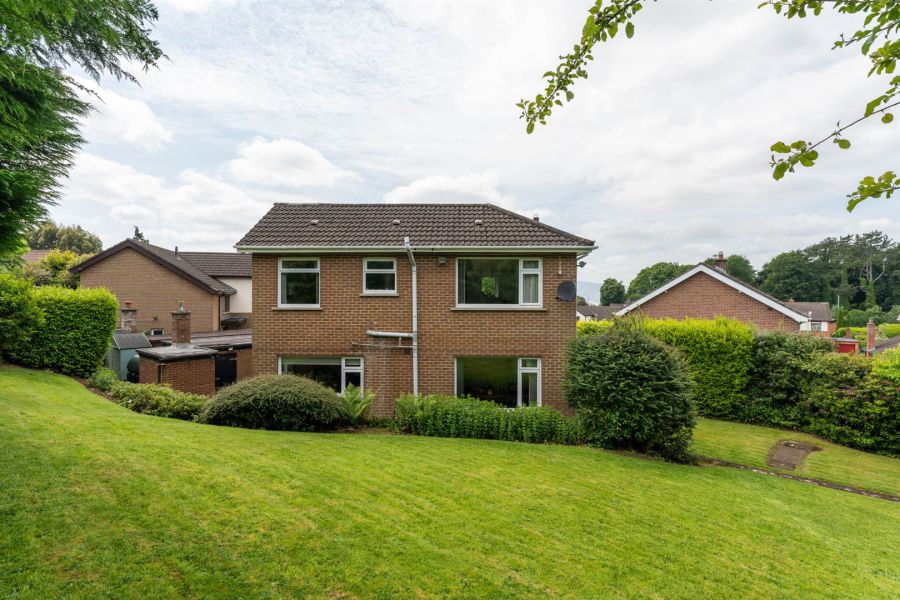 19 Glen Ebor Park