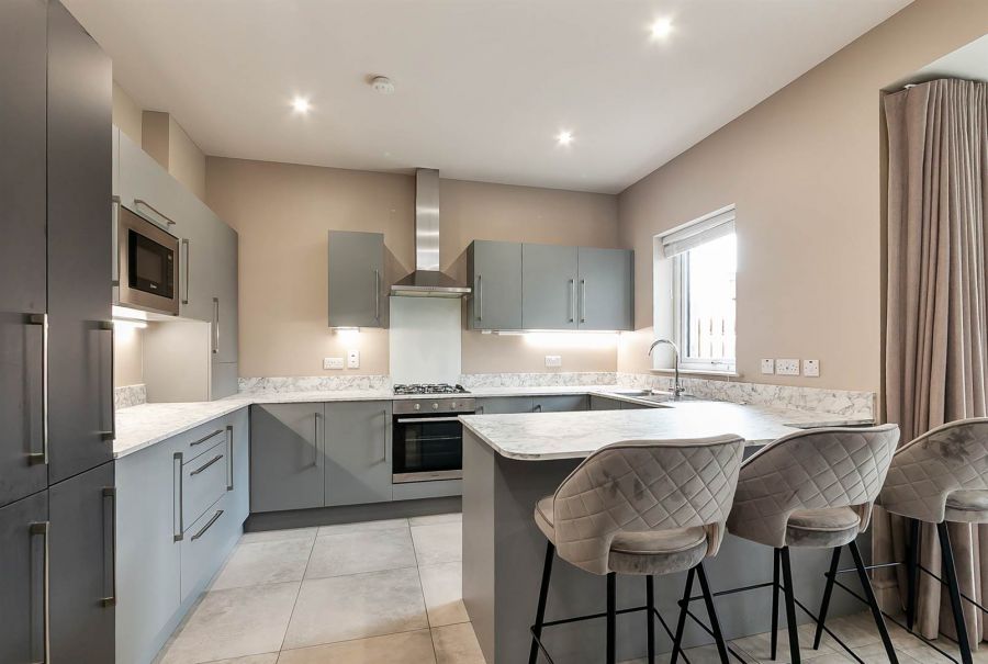 27 Lesley Chase, Knockagh Chase