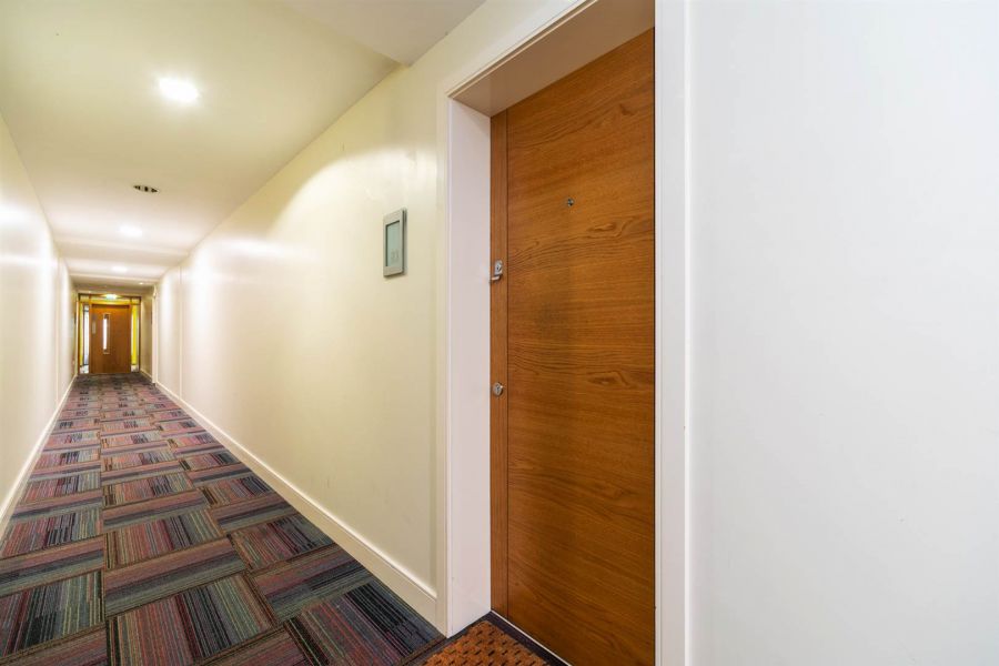 Apartment 83 Victoria Place