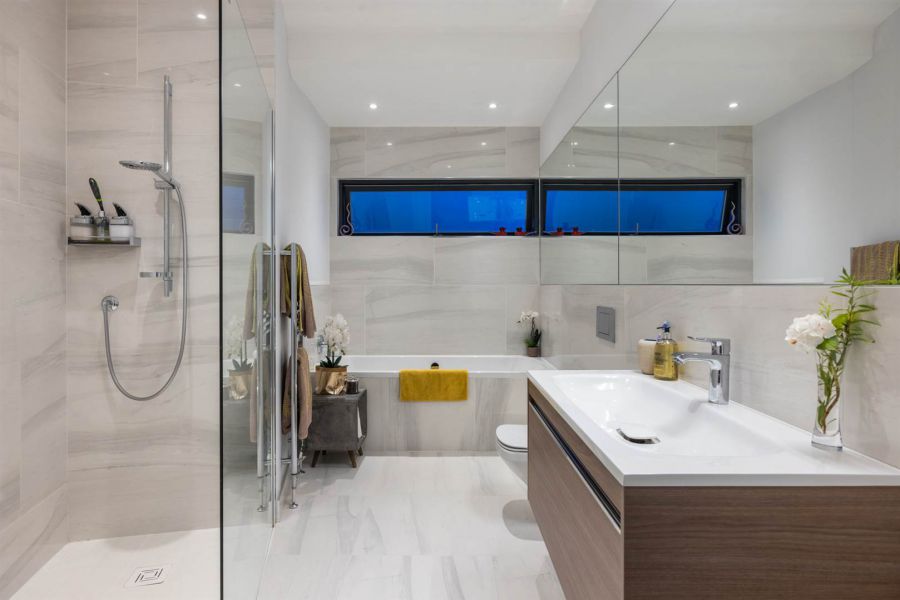 Tre Cubi, 4 Kensington Drive