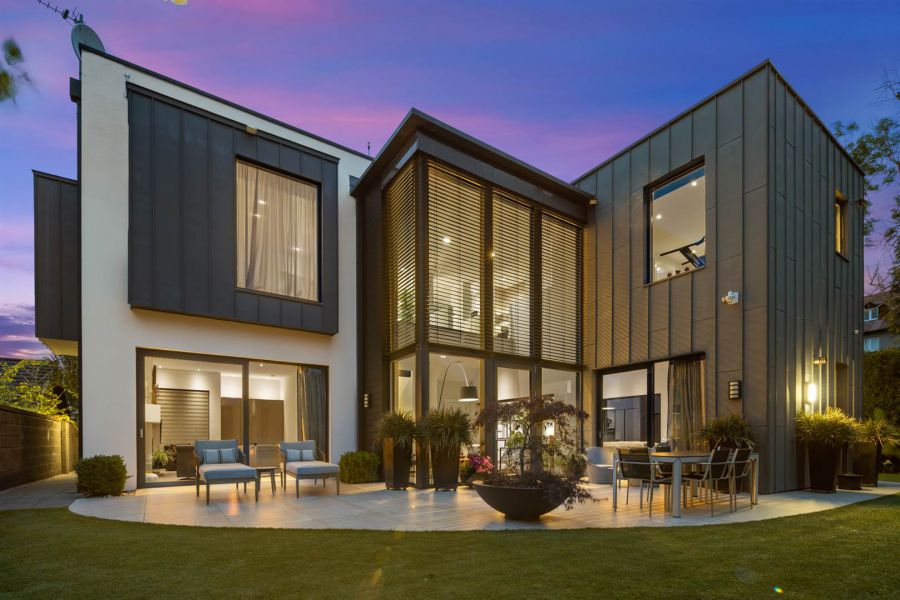 Tre Cubi, 4 Kensington Drive