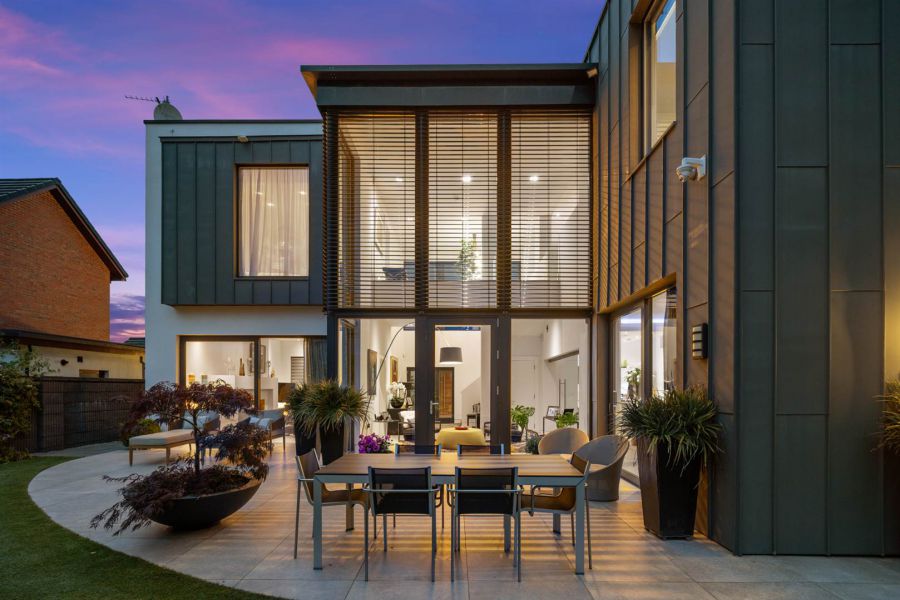 Tre Cubi, 4 Kensington Drive