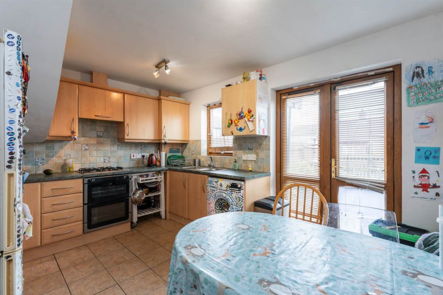 2 Kinnegar Close 2 Kinnegar Close