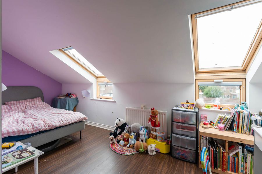2 Kinnegar Close
