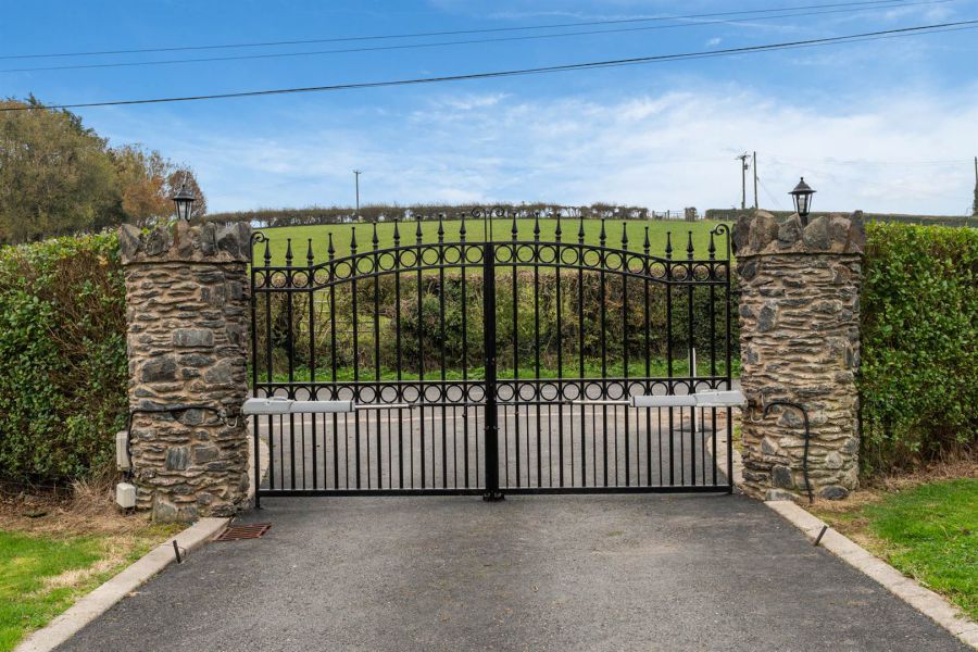 'Winlough', 68 Ballymoney Road