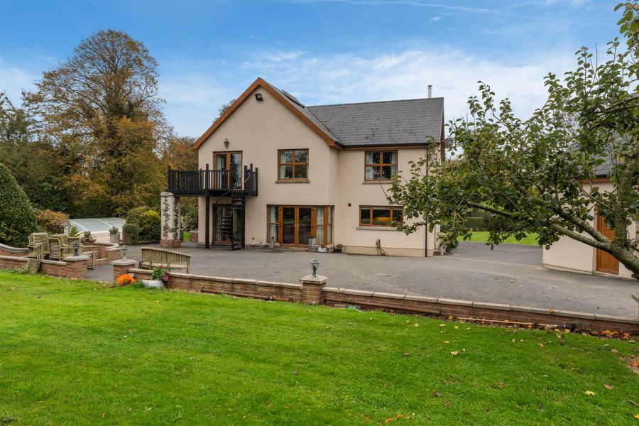 'Winlough', 68 Ballymoney Road