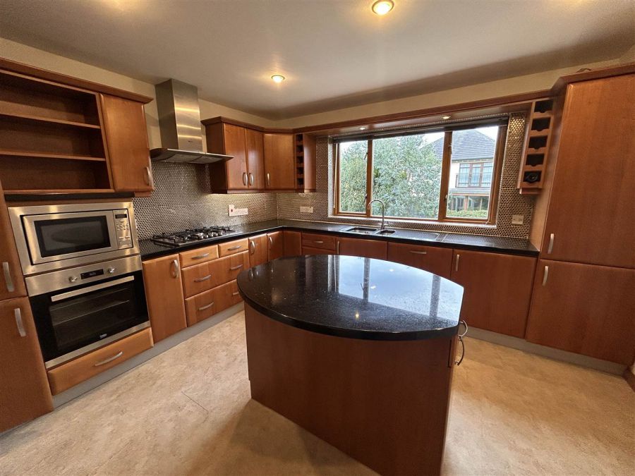 31 Cove Avenue