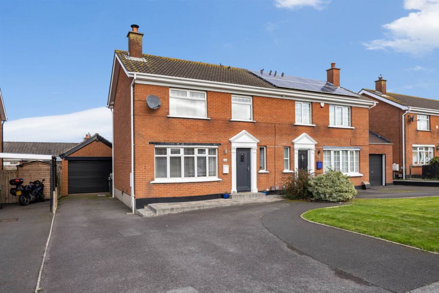 17 Albany Crescent, Bangor, BT19 6YL