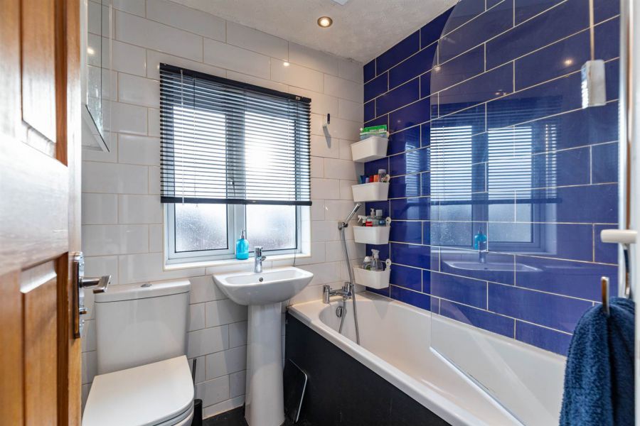 15 Cherryhill Crescent