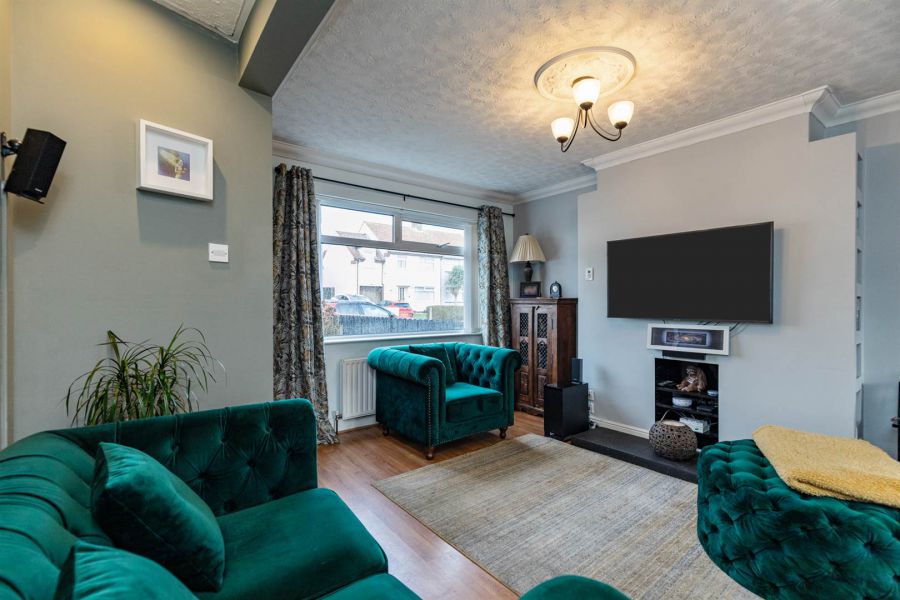 15 Cherryhill Crescent