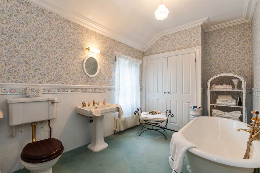 Ailsa Lodge, 37 Station Road