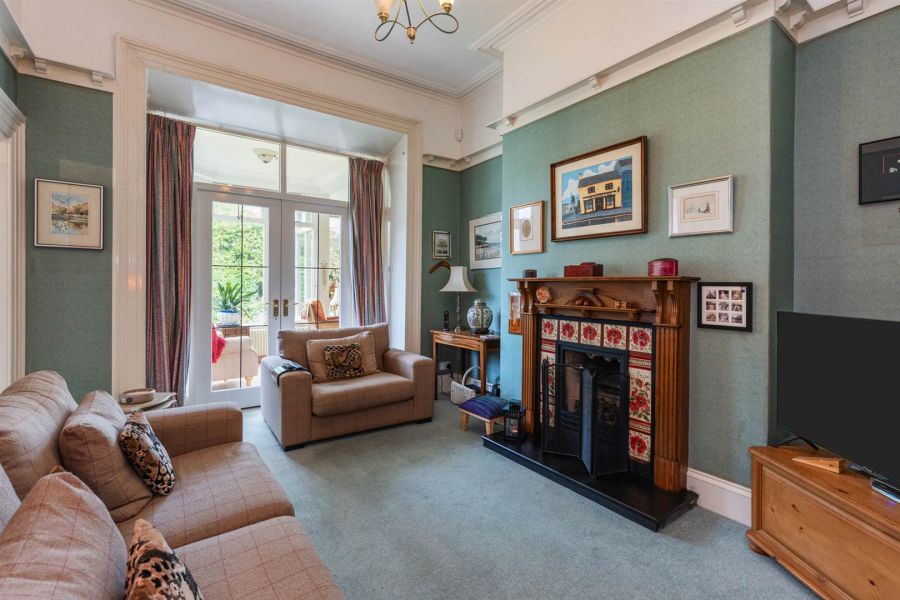 Ailsa Lodge, 37 Station Road