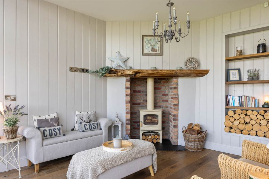 Crabtree Cottage, 95 Tullyard Road