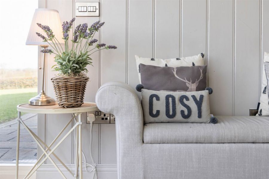 Crabtree Cottage, 95 Tullyard Road