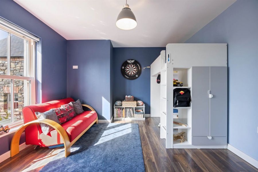 Crabtree Cottage, 95 Tullyard Road