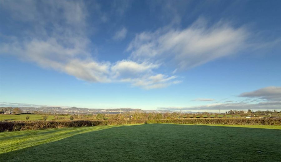 Crabtree Cottage, 95 Tullyard Road