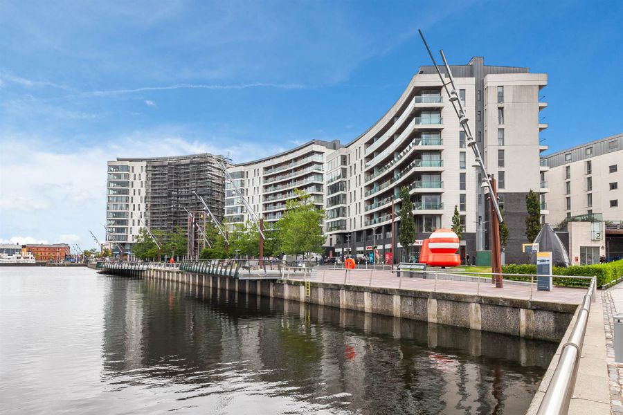 Apt 3.37 The Arc, Titanic Quarter