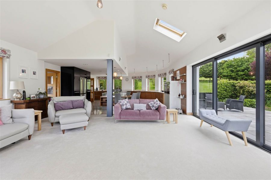 35 Ballyhanwood Road