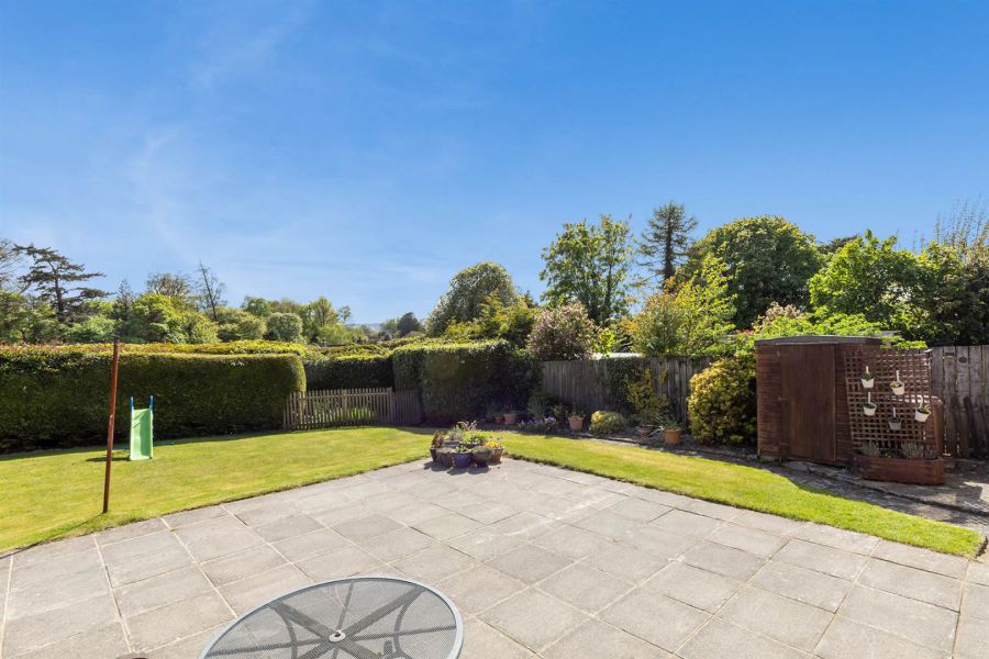 15 Glenmillan Park