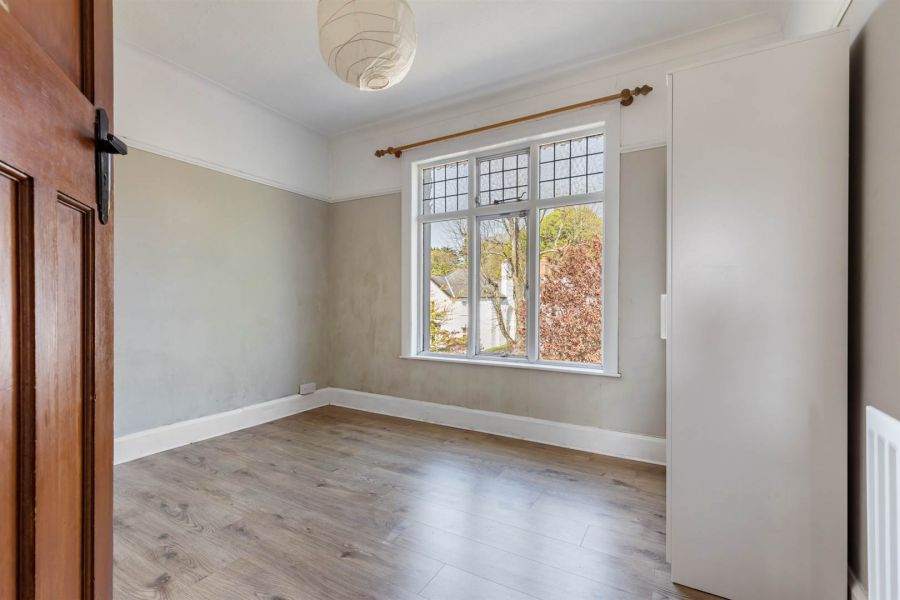 31 Knocklofty Park