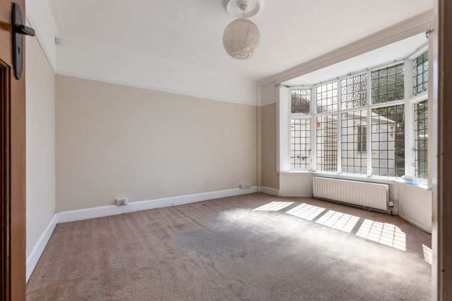 31 Knocklofty Park