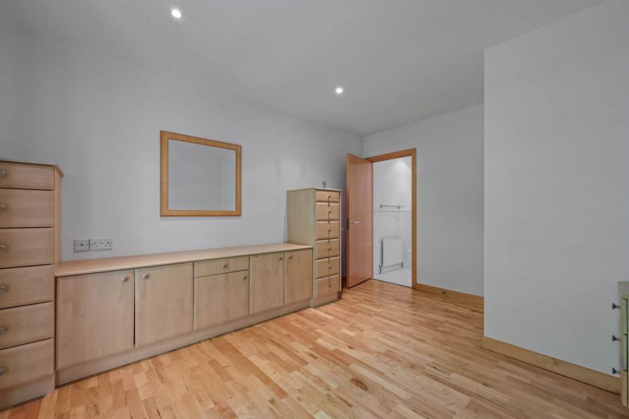 Apartment 5 Altona Manor