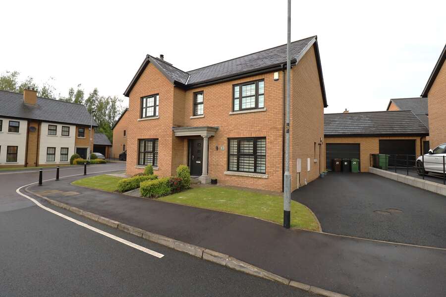 21 Strawberry Hill Lane, Ballynahinch Road, Lisburn, BT27 5GH