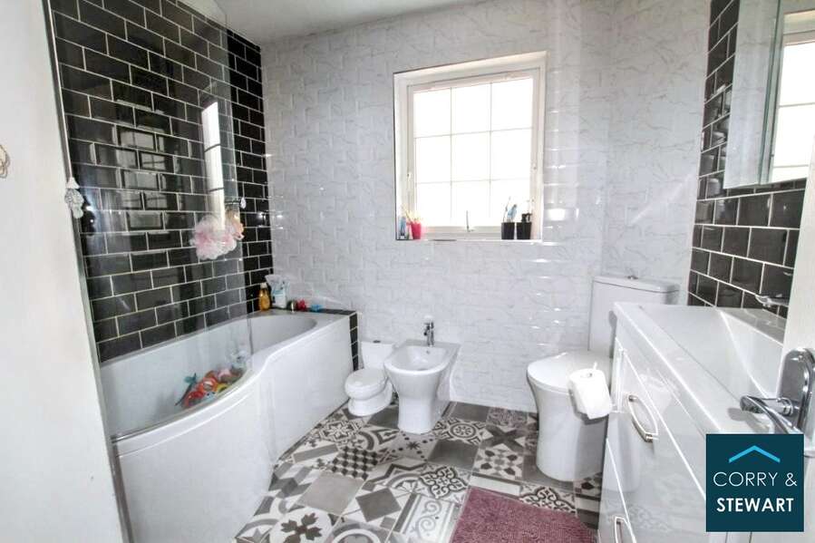 17 Willowmount Avenue