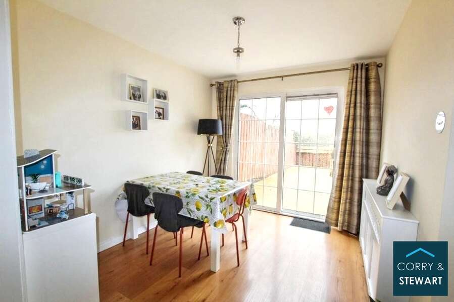 17 Willowmount Avenue