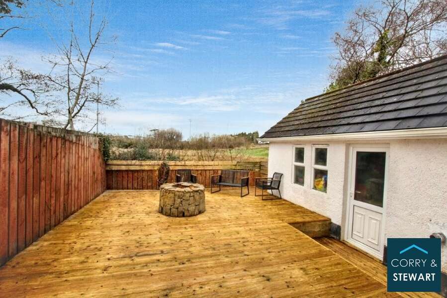 17 Willowmount Avenue