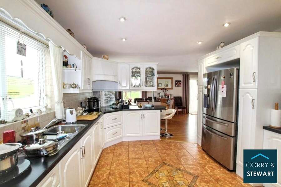 Avery Lodge, 69 Old Castle Road