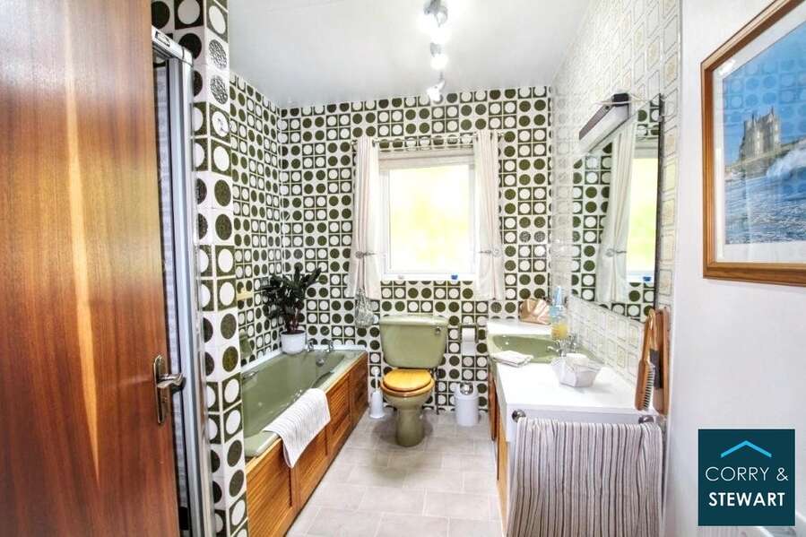 19 Sperrin Park