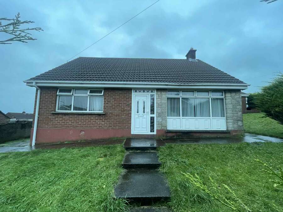 5 Cotswold Avenue