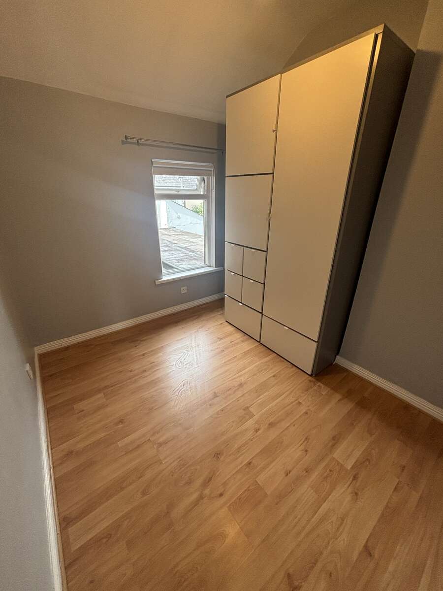 3 Gloucester Avenue