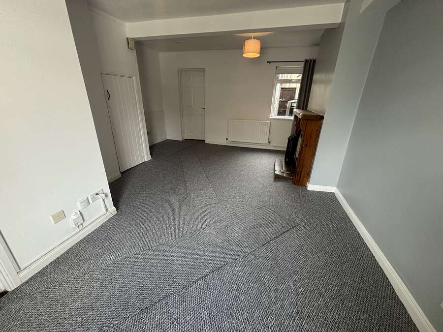 3 Gloucester Avenue