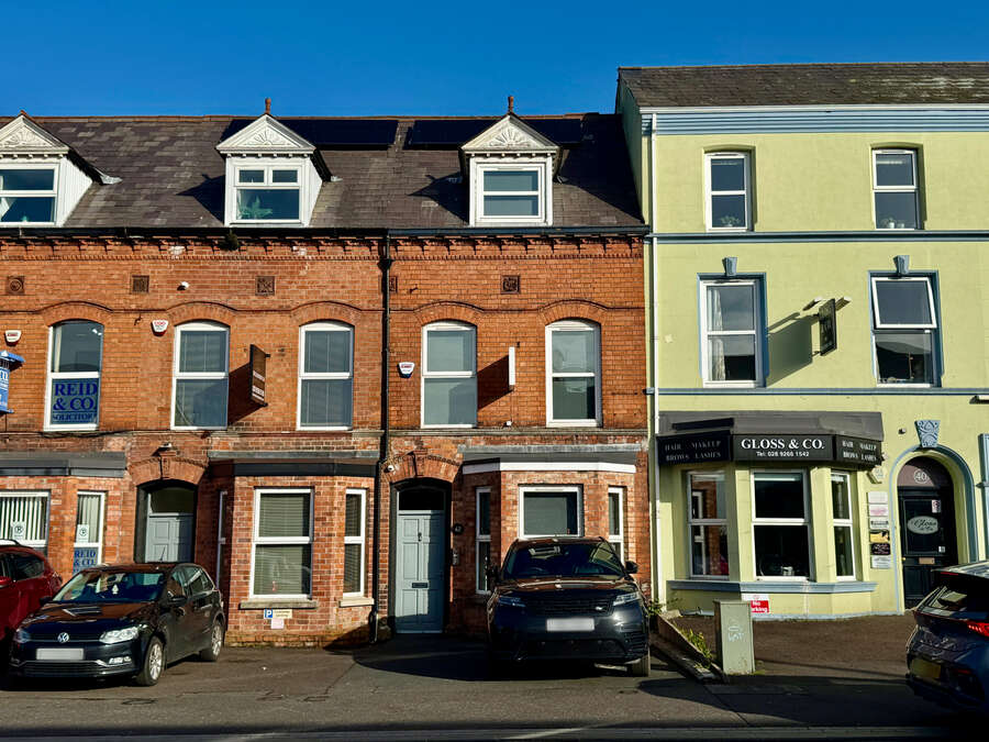 42 Bachelors Walk, Lisburn, BT28 1XN