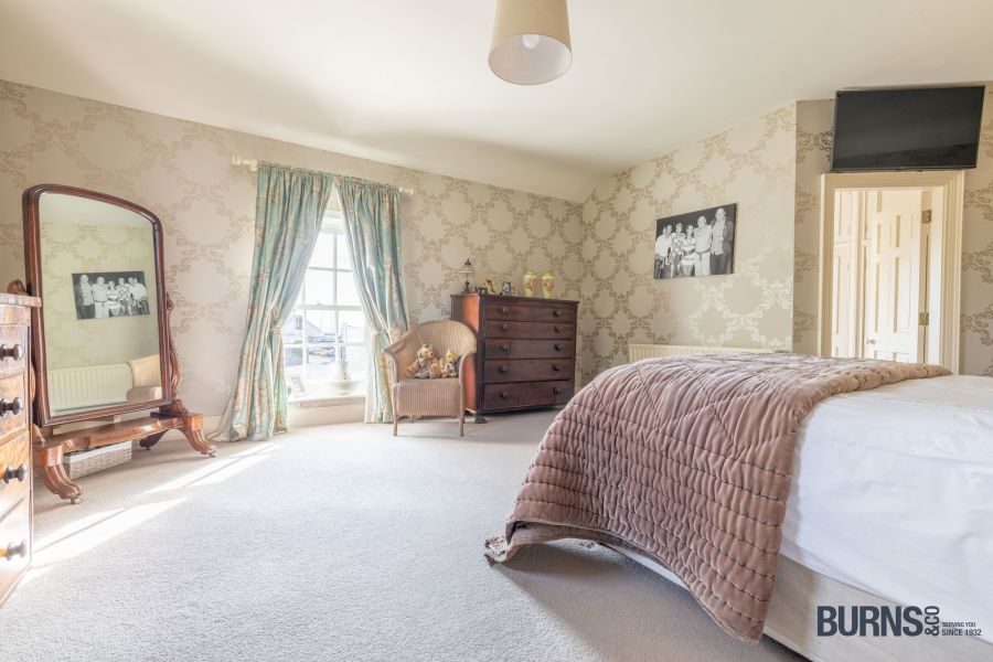 BALLYRONAN HOUSE , 133 Shore Road