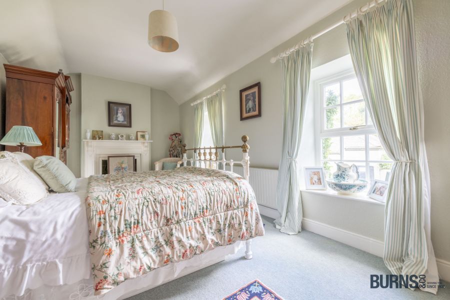 BALLYRONAN HOUSE , 133 Shore Road