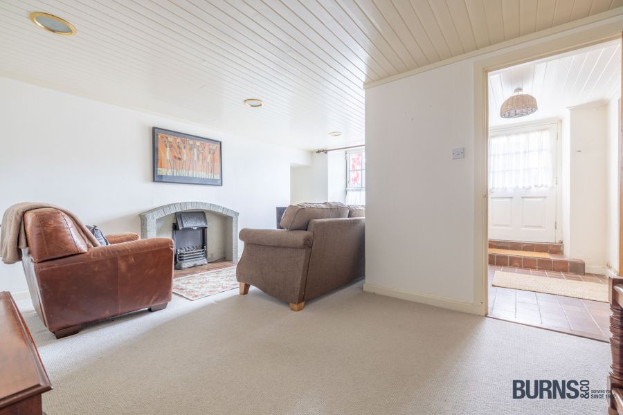 BALLYRONAN HOUSE , 133 Shore Road