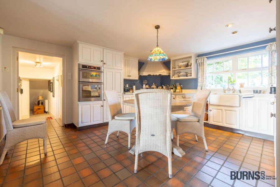 BALLYRONAN HOUSE , 133 Shore Road