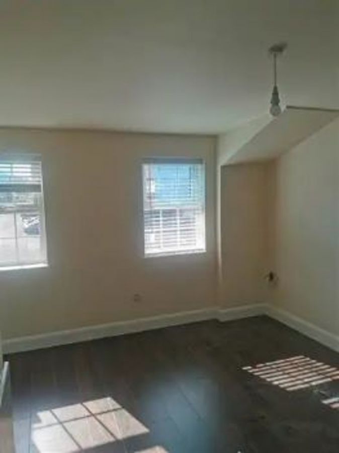 Flat 10, 24 Market Street